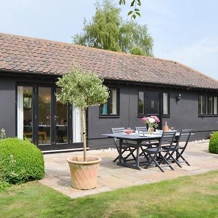 The Stables Villa Occold Bagian luar foto